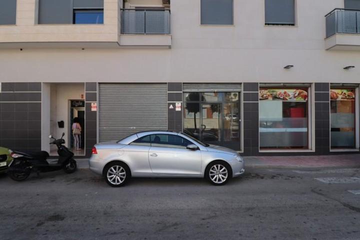 Local comercial en venta en Petrer, Correos photo 0