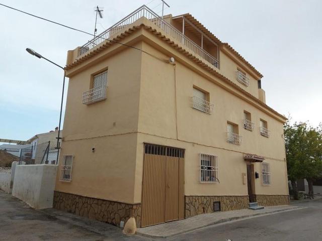 Casa en venta en Huéscar, Centro photo 0