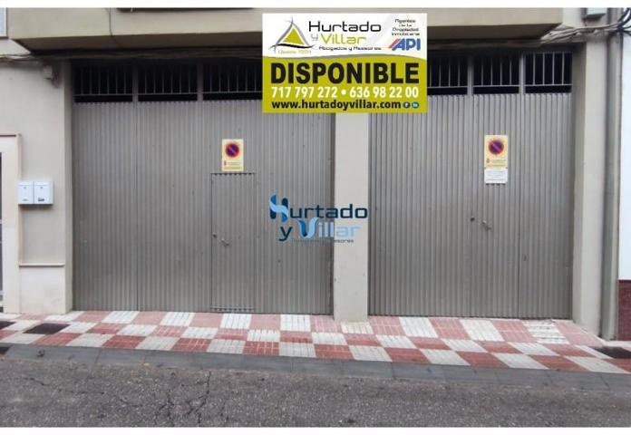 Local comercial en venta en Torreperogil, Torreperogil photo 0