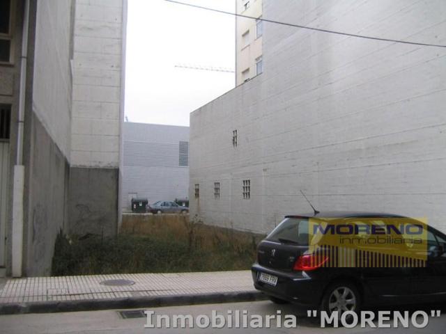 Terreno en venta en Sarria, Insuas photo 0