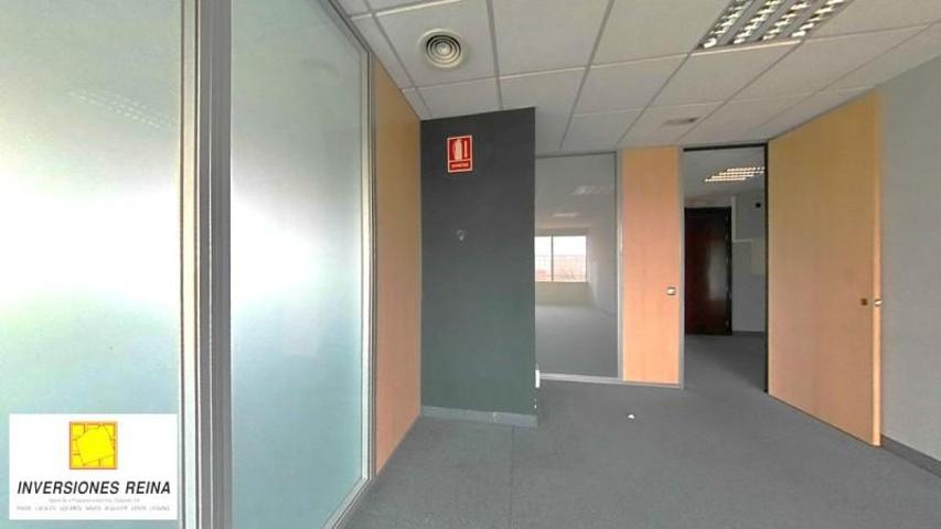 Oficina en venta en Sevilla, Sevilla Este photo 0