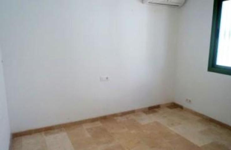 Nave industrial en venta en Manilva, Manilva photo 0