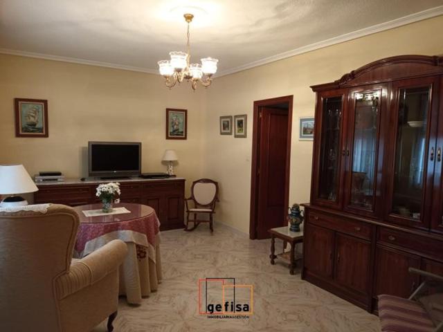 Piso en venta en Valdepeñas, Centro photo 0