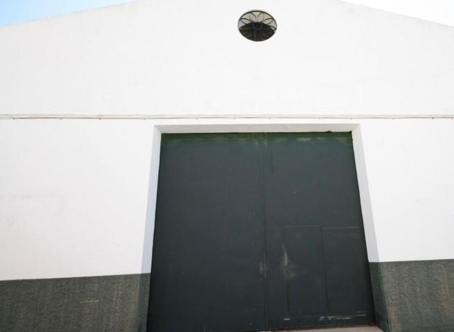 Garaje en venta en Trebujena, Trebujena photo 0