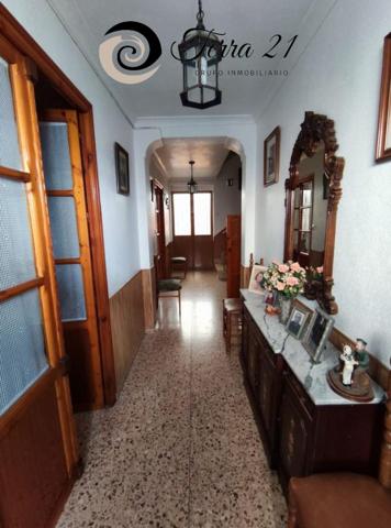 Casa en venta en Valdepeñas de Jaén, Valdepenas De Jaen photo 0
