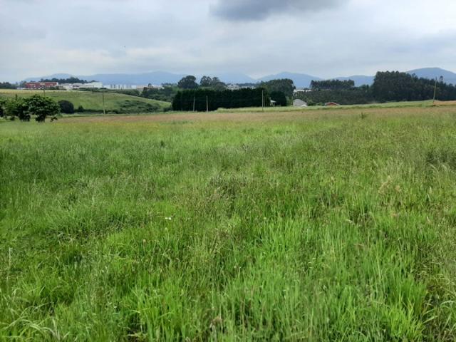 Chalet en venta en Navia, Andes photo 0