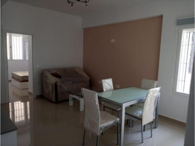 Apartamento en venta en Granada photo 0