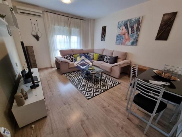 Piso en venta en Almendralejo photo 0