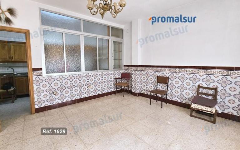 Casa en venta en Puente Genil, Puente Genil photo 0