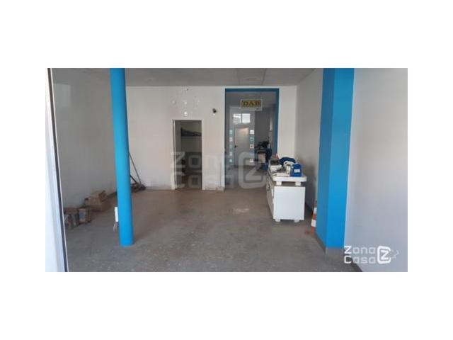 Casa en venta en Alginet photo 0