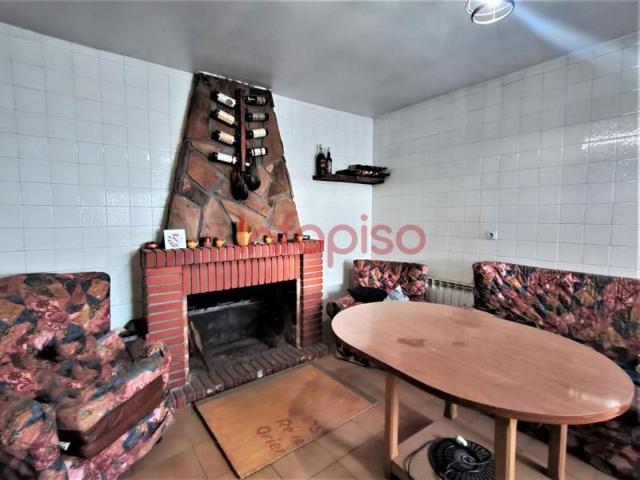 Casa en venta en Valdepeñas, Barrio Lucero photo 0