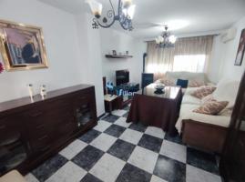 Casa en venta en Torreperogil, Torreperogil photo 0