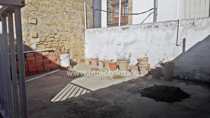Casa en venta en Baeza, Catedral photo 0