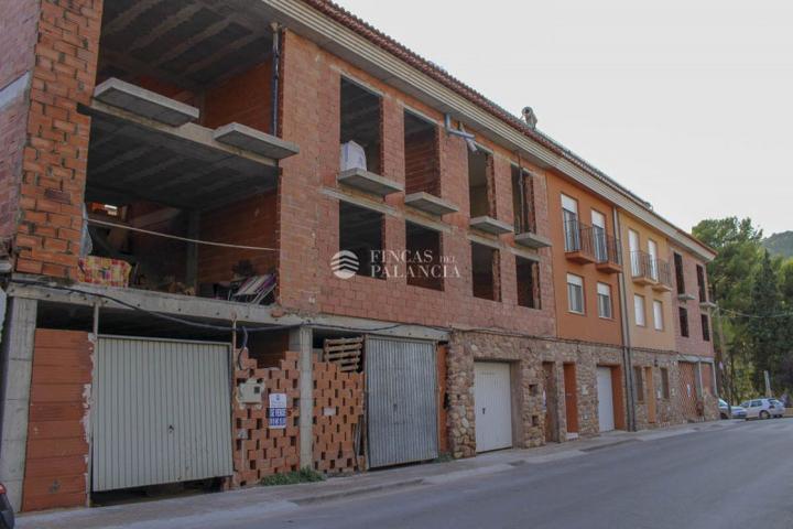 Casa en venta en Azuébar, Azuebar photo 0