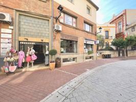 Local comercial en venta en Begur photo 0
