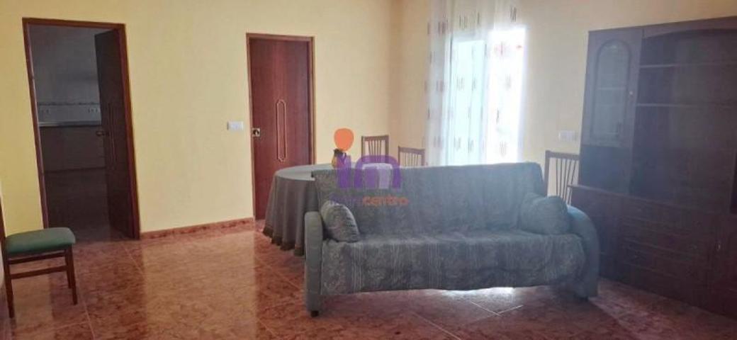 Casa en venta en Castellar de Santiago, Castellar De Santiago photo 0