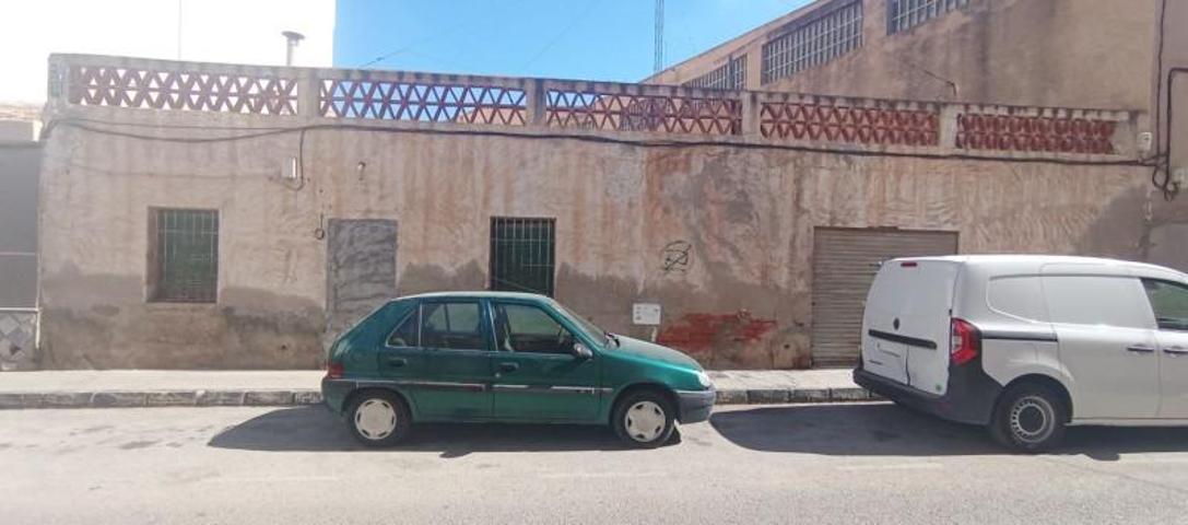 Adosada en venta en Crevillent, Crevillent photo 0