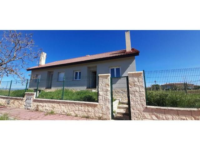 Chalet en venta en Labajos photo 0