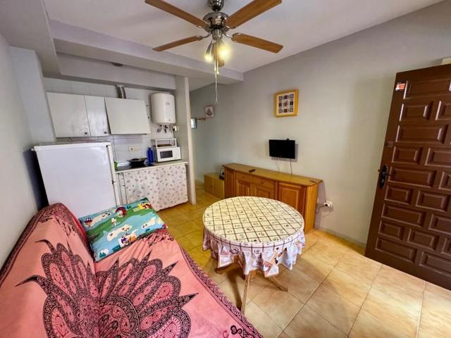 Apartamento en venta en Torrevieja, La Mata-PLAYA photo 0
