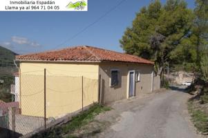 Casa en venta en Jérica, Jerica photo 0