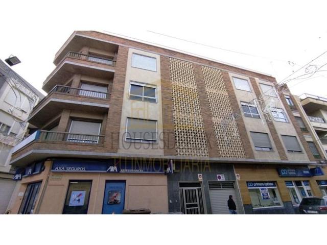 Piso en venta en Petrer photo 0