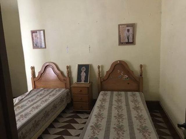 Edificio en venta en Trujillo, Centro photo 0