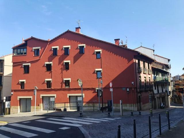 Local comercial en venta en Irun, Centro - erdia photo 0