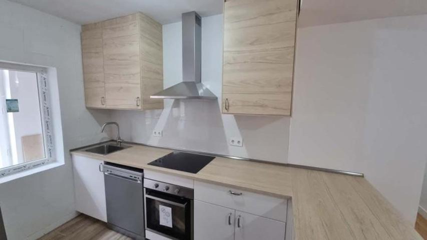 Piso en venta en San Martín del Rey Aurelio, El Entrego photo 0