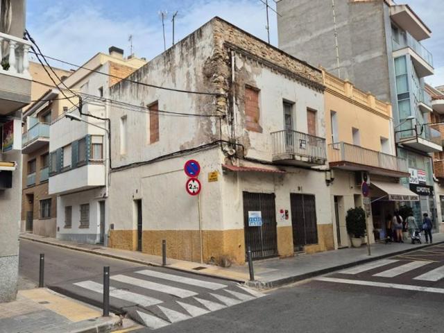 Casa en venta en Sant Carles de la Ràpita, Centro photo 0