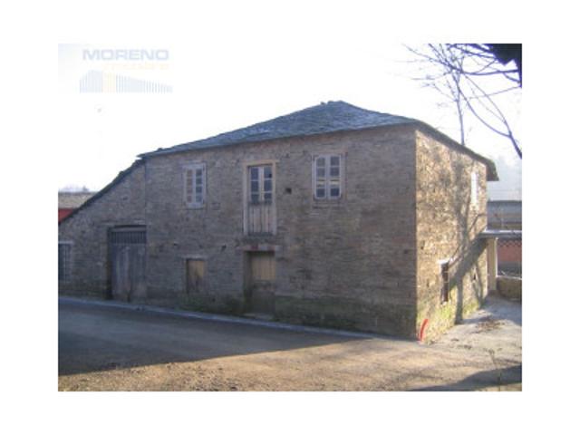 Casa con terreno en venta en Sarria photo 0