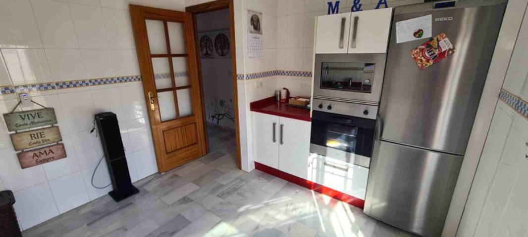 Adosada en venta en Pilas, Urbanizacion photo 0