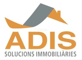 Local comercial en venta en Sant Boi de Llobregat, Centre photo 0