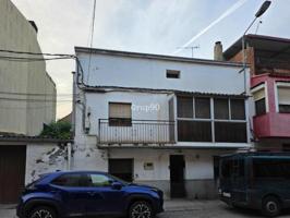 Casa con terreno en venta en Rosselló photo 0