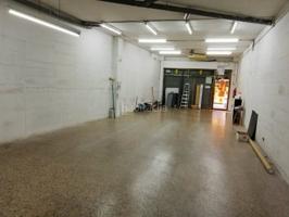 Local comercial en venta en Sant Boi de Llobregat, Marianao photo 0