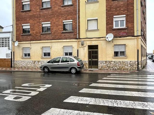 Piso en venta en León photo 0