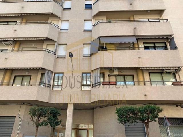 Piso en venta en Elda photo 0