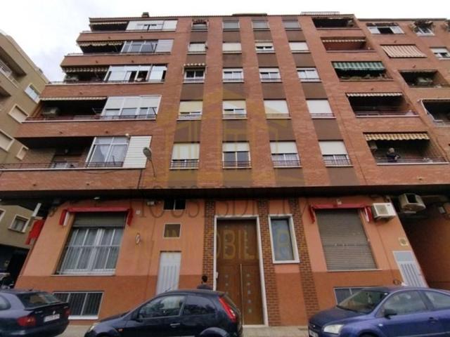 Piso en venta en Petrer photo 0