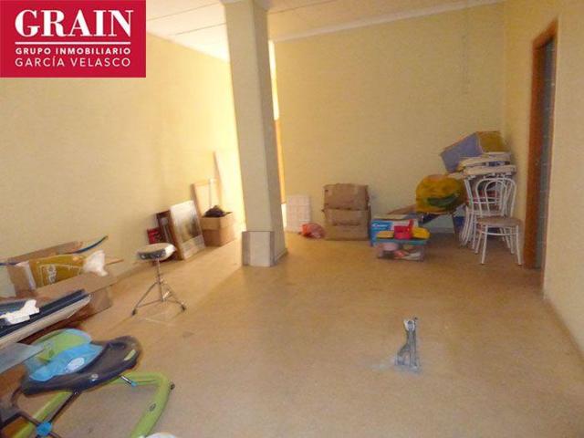 Local comercial en venta en Albacete, El Pilar photo 0