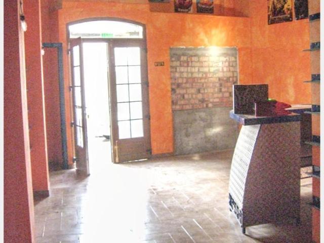 Local comercial en venta en Ayamonte photo 0