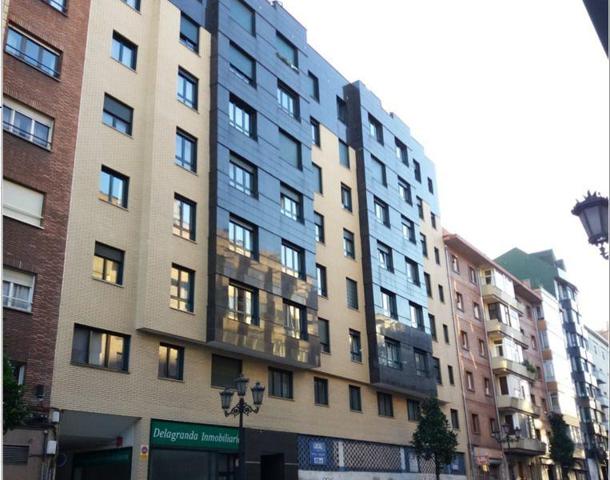 Local comercial en venta en Oviedo, Oviedo photo 0