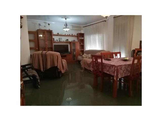 Piso en venta en Carlet, Centro photo 0