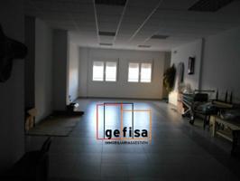 Local comercial en venta en Valdepeñas, Centro photo 0