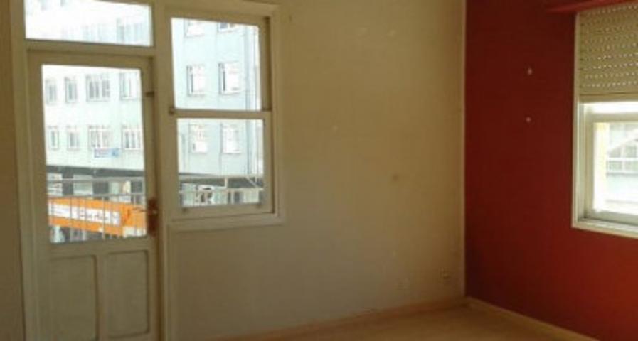 Piso en venta en Ferrol, Ensanche B photo 0