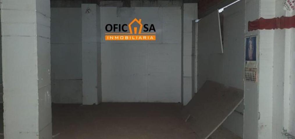 Local comercial en venta en Bailén, Bailen photo 0