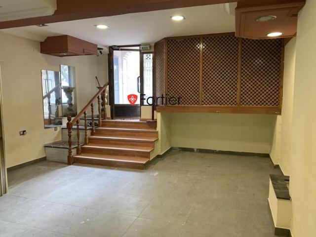 Local comercial en venta en Martos, Centro photo 0