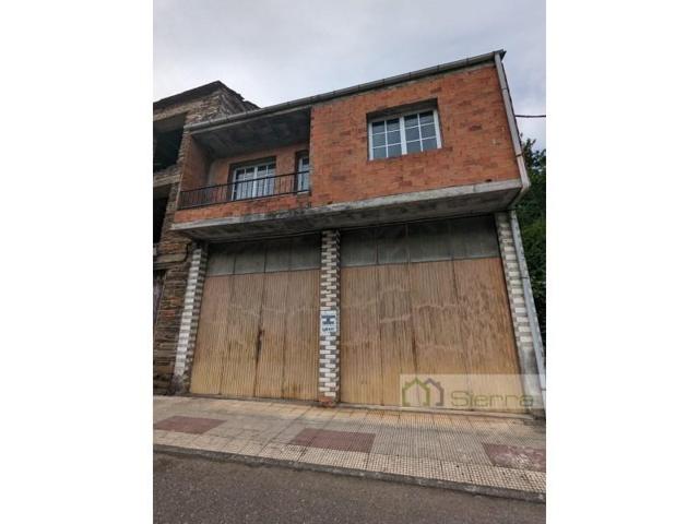 Casa en venta en Samos photo 0