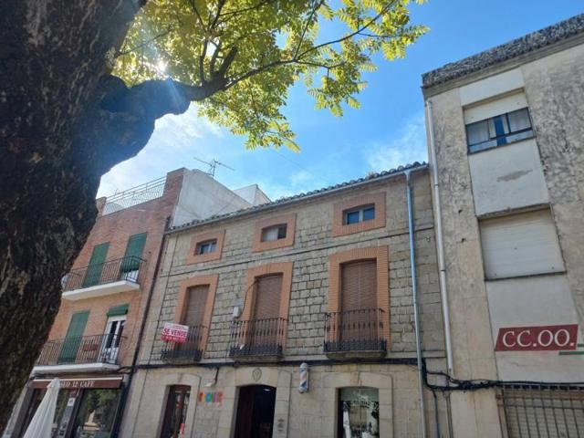 Casa en venta en Villacarrillo, Villacarrillo photo 0