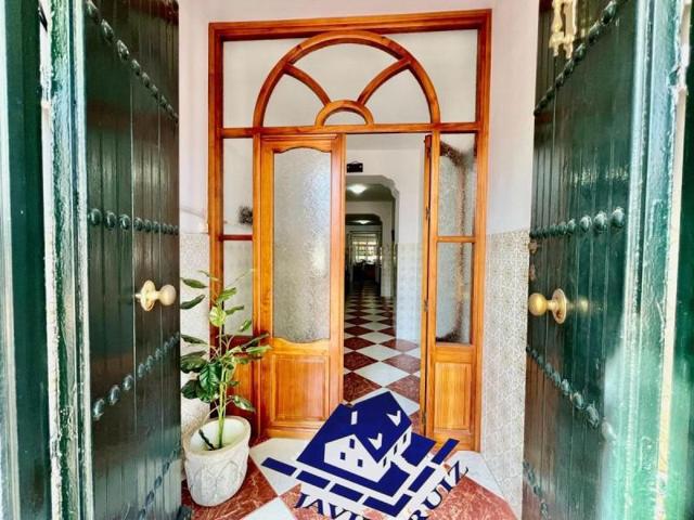 Casa en venta en Villafranca de los Barros, Centro - Carrera Grande photo 0