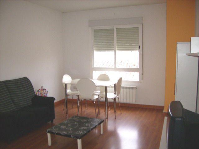 Piso en venta en Valdepeñas, Seis de Junio photo 0