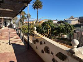 Casa con terreno en venta en Ingenio photo 0